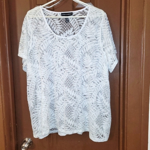 + Love & Legend white open weave leaf motif round neck short sleeve top - Picture 7 of 7